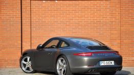 Porsche 911 (991) Carrera 4S Coupe 3.8 400KM - galeria redakcyjna - widok z tyłu