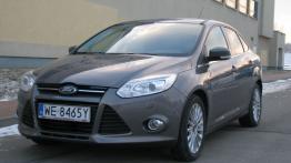 Ford Focus III Sedan 1.6 EcoBoost 182KM - galeria redakcyjna - widok z przodu