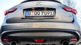 Infiniti QX70S 3.0 V6 238KM - galeria redakcyjna - tył - bagażnik zamknięty