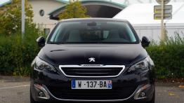 Peugeot 308 II Hatchback 5d - galeria redakcyjna - widok z przodu