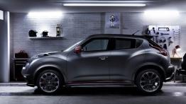 Nissan Juke Nismo RS (2014) - wersja europejska - lewy bok