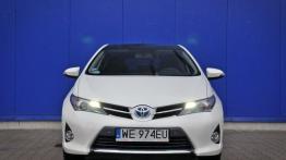 Toyota Auris II Hatchback 5d 1.8 HSD 136KM - galeria redakcyjna - widok z przodu