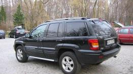 Jeep Grand Cherokee 2.7 CRD - widok z tyłu