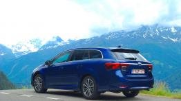 Toyota Avensis FL - europejska premiera