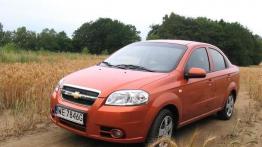 Chevrolet Aveo sedan 1.4 - widok z przodu