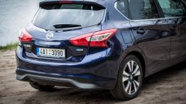 Nissan Pulsar 1.5 dCi 110KM - galeria redakcyjna - tył - bagażnik zamknięty