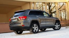 Jeep Grand Cherokee IV Terenowy 3.0 V6 CRD 241KM - galeria redakcyjna - widok z tyłu