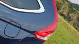 Honda CR-V IV 1.6 i-DTEC - galeria redakcyjna - lewe tylne nadkole