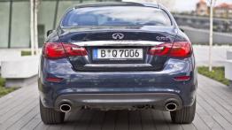 Infiniti Q70 2.2d 170 KM - galeria redakcyjna - widok z tyłu