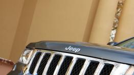 Jeep Grand Cherokee IV Terenowy 3.0 V6 CRD 241KM - galeria redakcyjna - grill