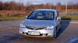 Honda Civic 4d Hybrid - widok z przodu