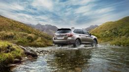 Subaru Outback 2015 - wersja europejska - widok z tyłu