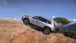 Jeep Cherokee KL (2014) Trailhawk - wersja europejska - lewy bok