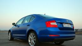 Skoda Octavia III Liftback TDI - galeria redakcyjna - widok z tyłu