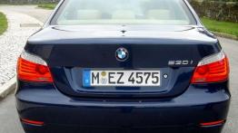 BMW E60LCI 530i - galeria redakcyjna - widok z tyłu