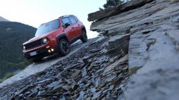 Jeep Renegade Trailhawk (2015) - wersja europejska - lewy bok