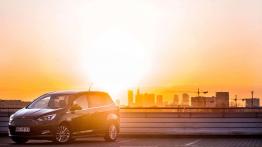 Ford Grand C-Max (2016) - galeria redakcyjna - widok z przodu