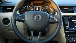 Skoda Octavia III Liftback TDI - galeria redakcyjna - kierownica