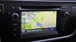 Toyota Auris II Hatchback 5d 1.8 HSD 136KM - galeria redakcyjna - nawigacja gps