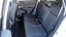 Honda CR-V IV 2.2 i-DTEC 150KM - galeria redakcyjna - tylna kanapa