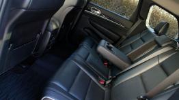 Jeep Grand Cherokee IV Terenowy 3.0 V6 CRD 241KM - galeria redakcyjna - tylna kanapa