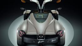 Pagani Huayra - tył - reflektory wyłączone