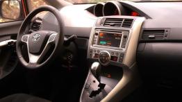 Toyota Verso Minivan 1.8 Valvematic 147KM - galeria redakcyjna - kokpit