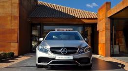 Mercedes Klasa E W212 Facelifting - galeria redakcyjna - widok z przodu