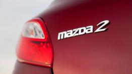 Mazda 2 Facelifting - wersja 3-drzwiowa - emblemat