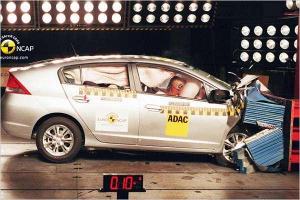 Crash Test - auta coraz bezpieczniejsze