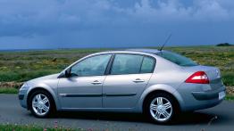 Renault Megane Sedan - lewy bok