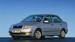 Skoda Fabia Sedan - widok z przodu