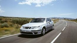 Saab 9-5 Sedan - widok z przodu