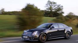 Cadillac CTS-V Sedan - lewy bok