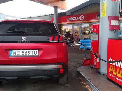 #Peugeot #Peugeot3008 #CircleK #tankowanie