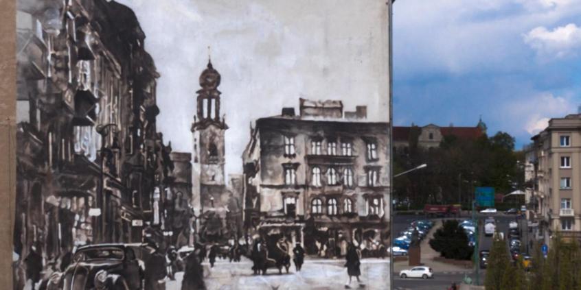 ŠKODA tworzy historię już od 1895 roku. Powstaje mural przy al. Marcinkowskiego w Poznaniu 