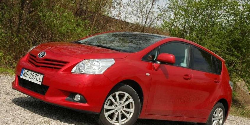 Toyota Verso - dojrzała i bardzo rodzinna