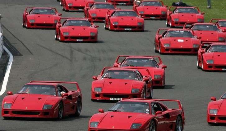 Testament Enzo - Ferrari F40 