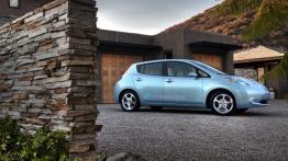 Nissan Leaf - prawy bok