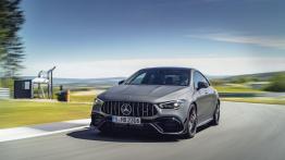 Mercedes-AMG CLA45 4MATIC+ - widok z przodu