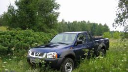 Nissan Pickup King Cab - widok z przodu