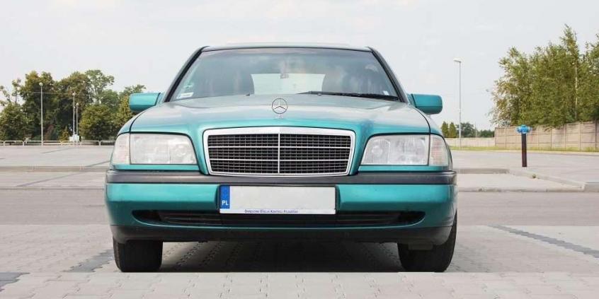 Mercedes C180 (W202) - nadal warty uwagi?