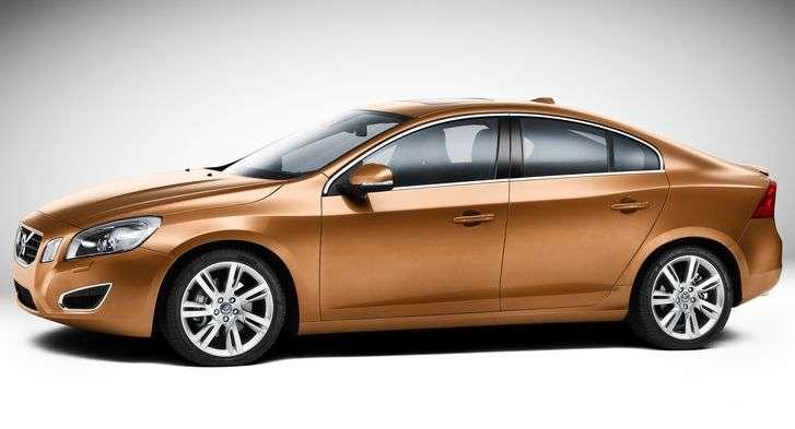 Limuzyna szukająca pieszych - Volvo S60