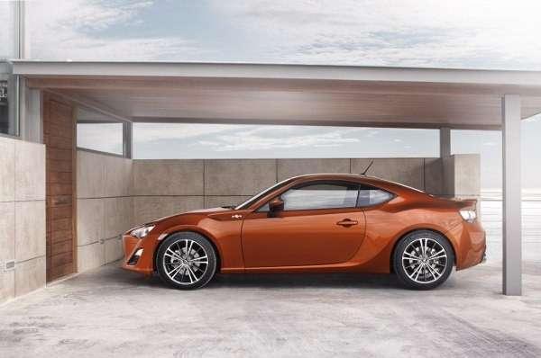 Toyota GT 86 - powrót emocji sprzed lat