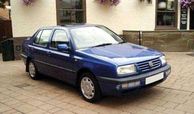 Volkswagen Vento - Golf z &amp;quot;zadkiem&amp;quot;