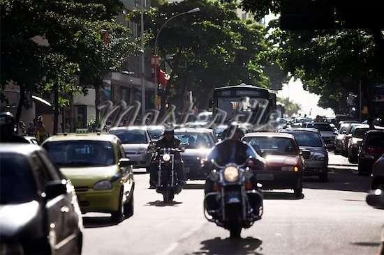 Motocyklista na drodze - zachowaj ostrożność!