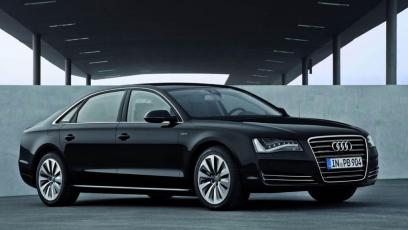 Audi A8 L Hybrid