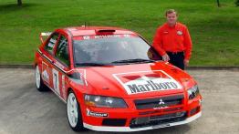 Mitsubishi Lancer Evo WRC - widok z przodu