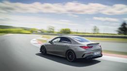 Mercedes-AMG CLA45 4MATIC+ - lewy bok