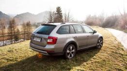 Używane Audi A6 Allroad lub inne kombi z większym prześwitem. Co wybrać?